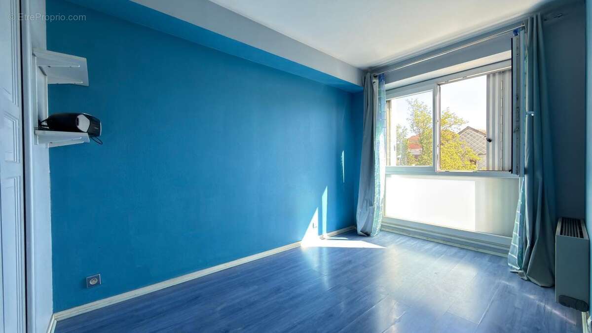Appartement à NEUILLY-SUR-MARNE