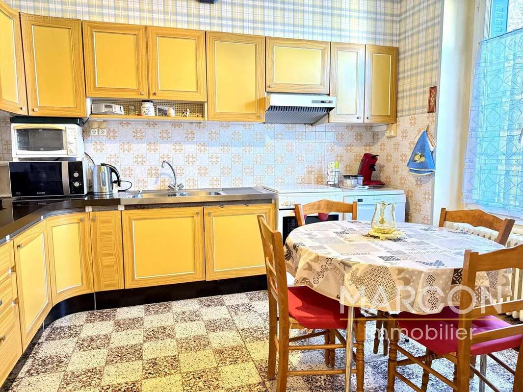 Maison à BENEVENT-L&#039;ABBAYE