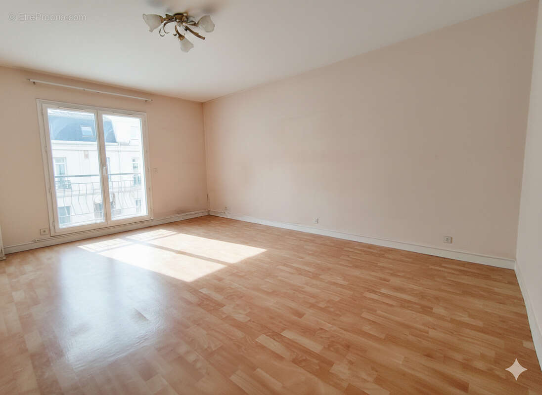 Appartement à SENS