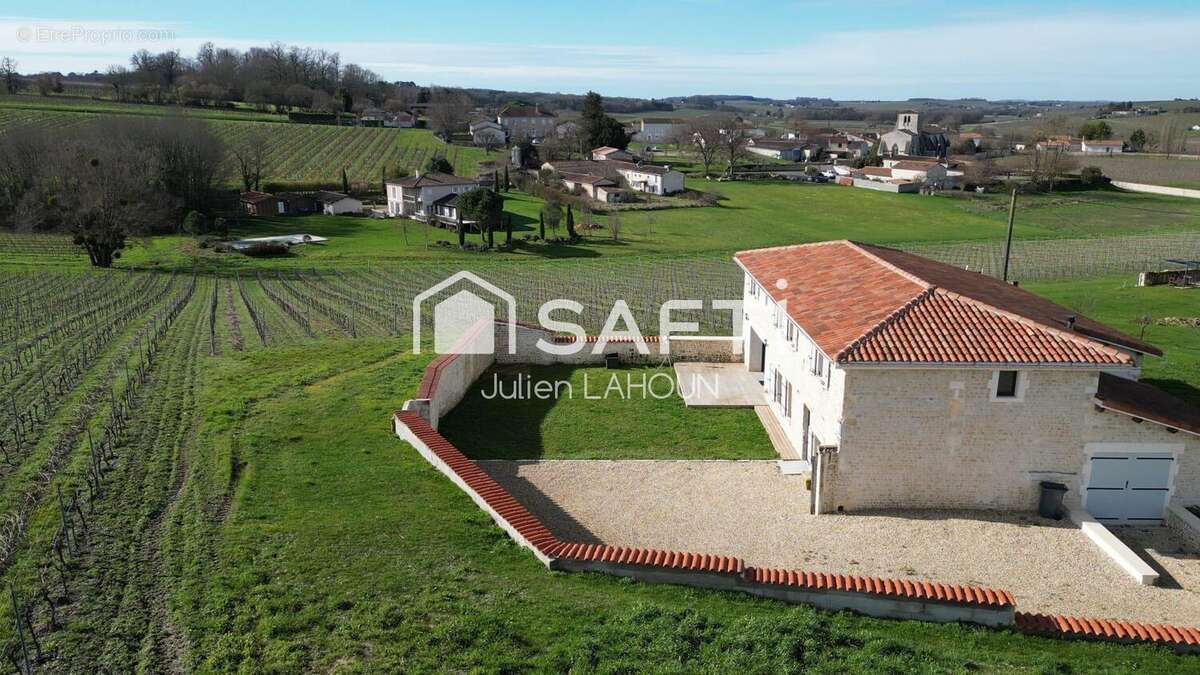 Photo 2 - Maison à SEGONZAC