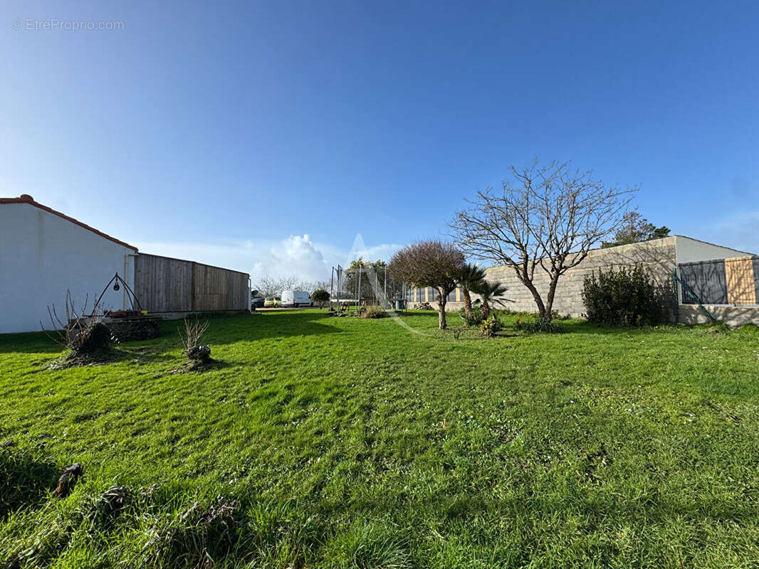 Maison - 4 chambres, Pays de Vie - photo 11
