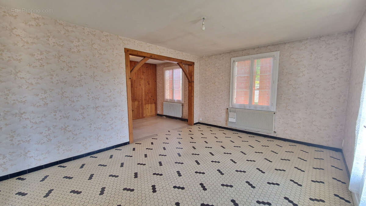 Langon proche gare - maison 4 chambres - terrain 980 m2 - photo 3