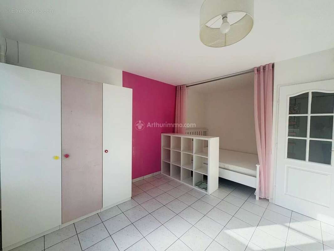 Appartement à SERRIS