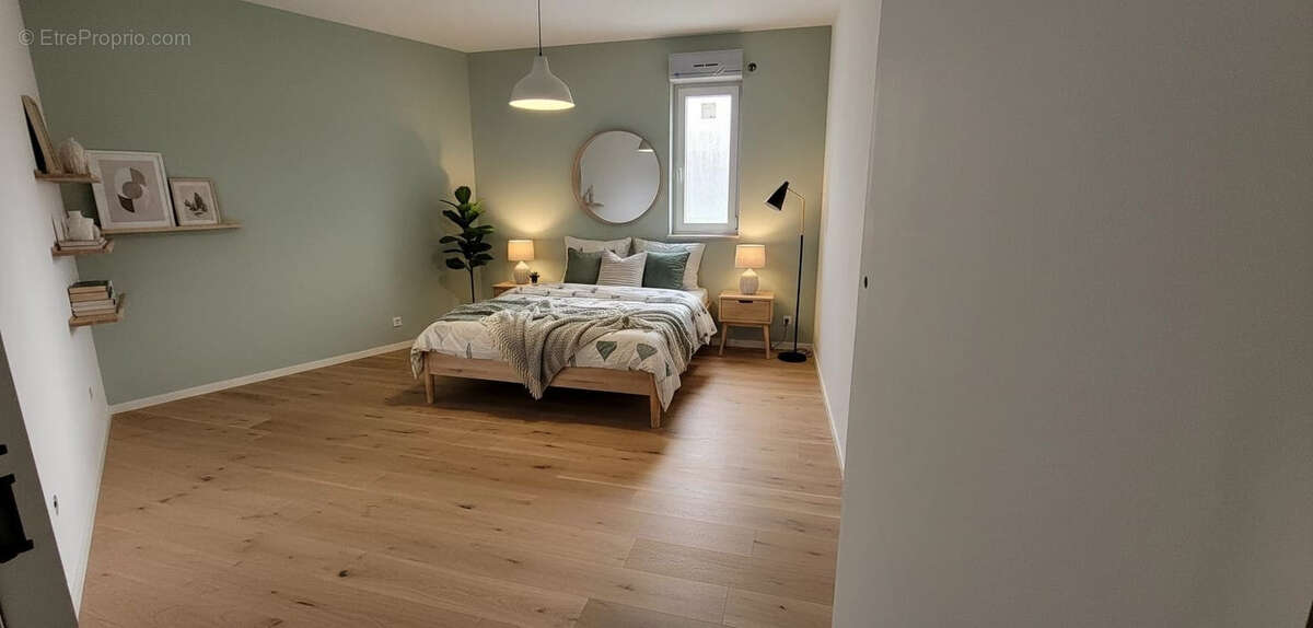 Appartement à CHALLES-LES-EAUX