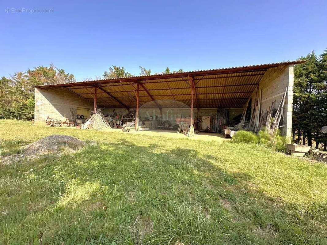 Maison à SAINTE-DODE