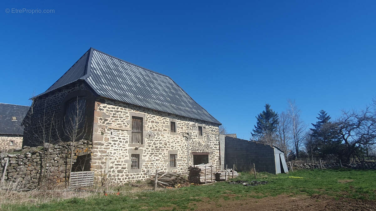 Maison à CUSSAC