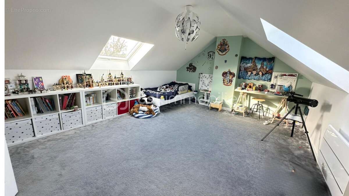 Maison à CLOS-FONTAINE