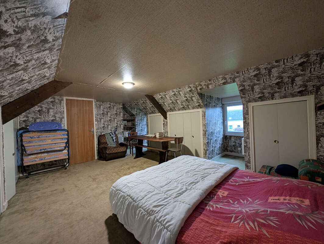 Maison à ROZ-SUR-COUESNON