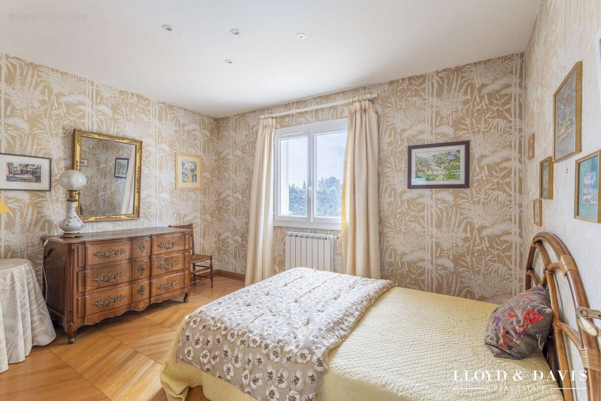 Maison à LA CADIERE-D'AZUR