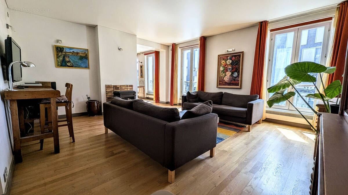 Appartement à SAINT-DENIS