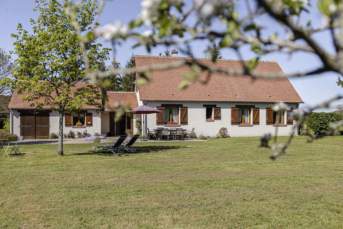 Maison à CHAON
