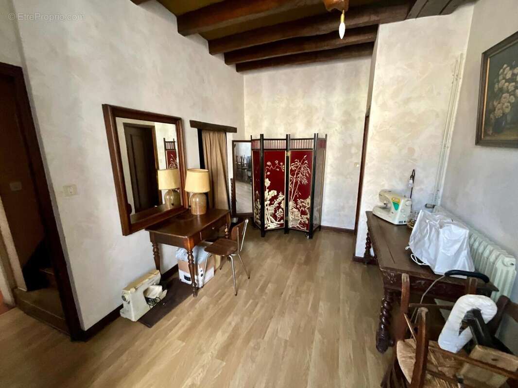 Photo 6 - Maison à MEHUN-SUR-YEVRE