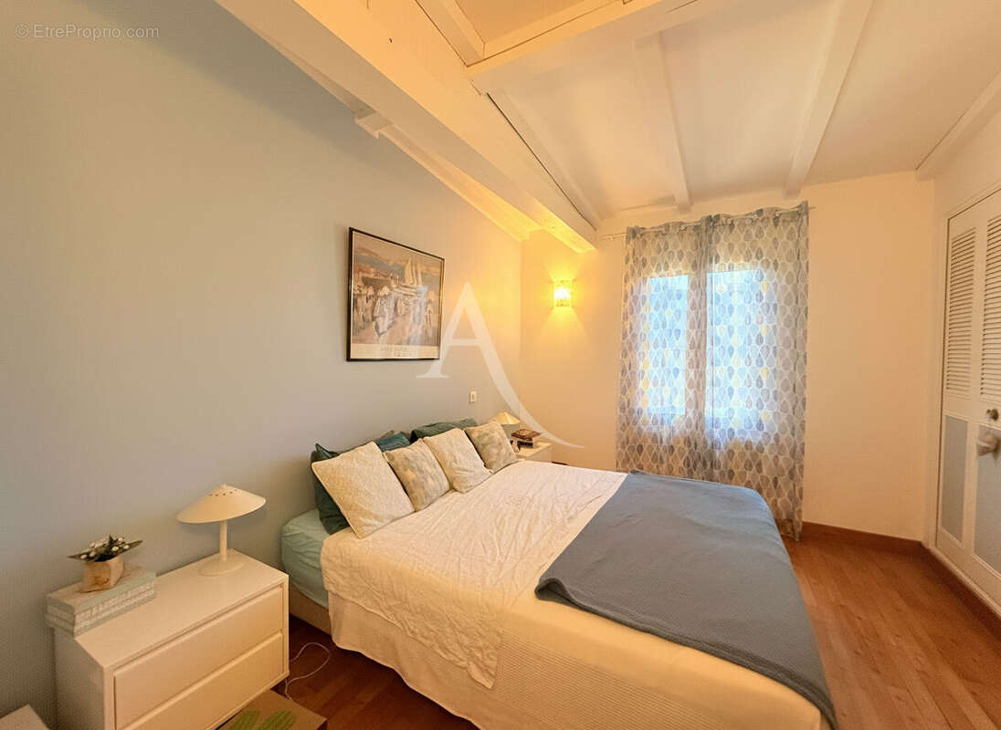 Maison à PRAYSSAC