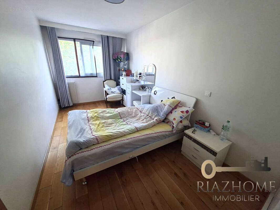 Appartement à LE BOURGET