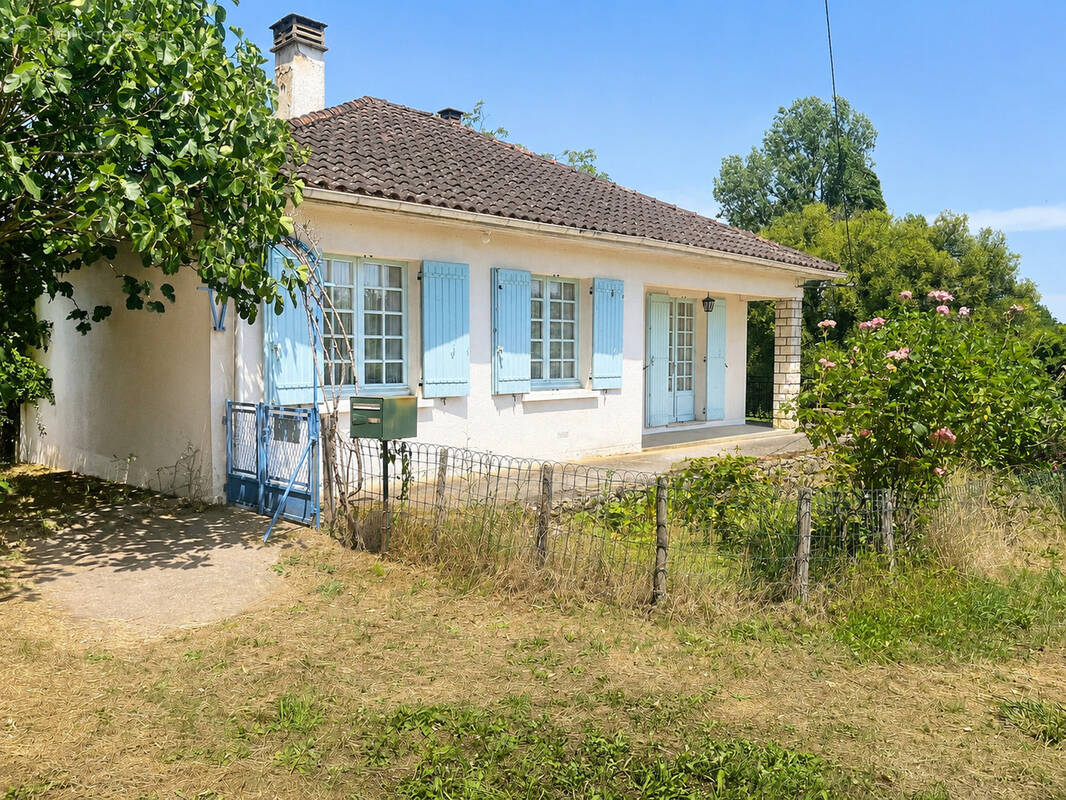 Maison à LE BUISSON-DE-CADOUIN