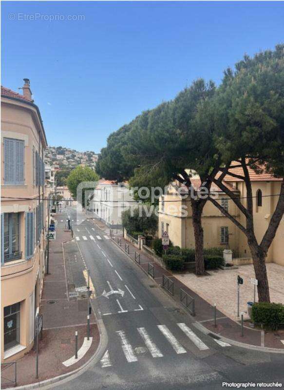 Appartement à VALLAURIS