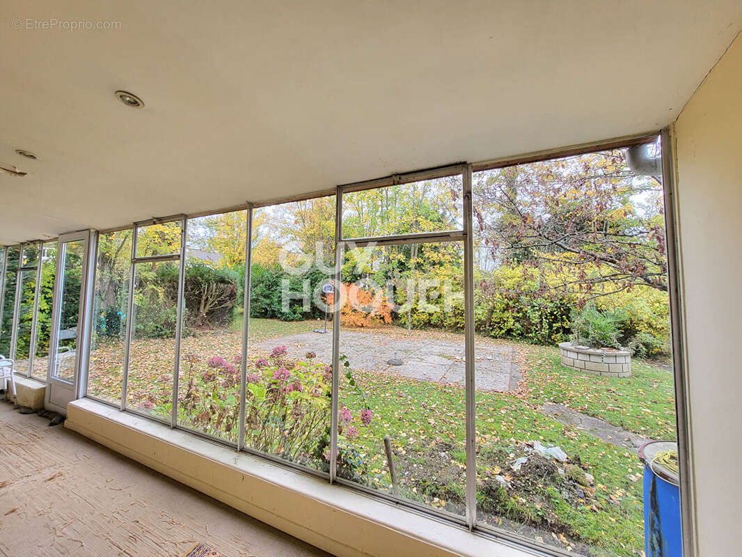 Maison à LA CELLE-SAINT-CLOUD