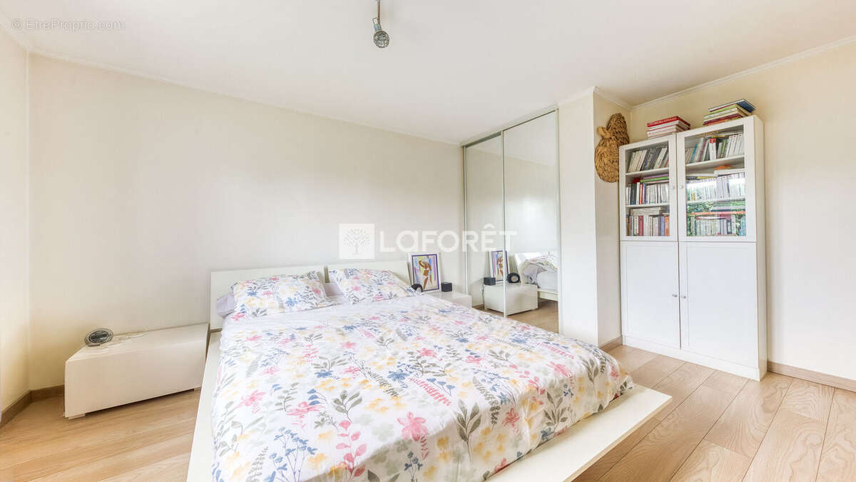 Maison à OZOIR-LA-FERRIERE