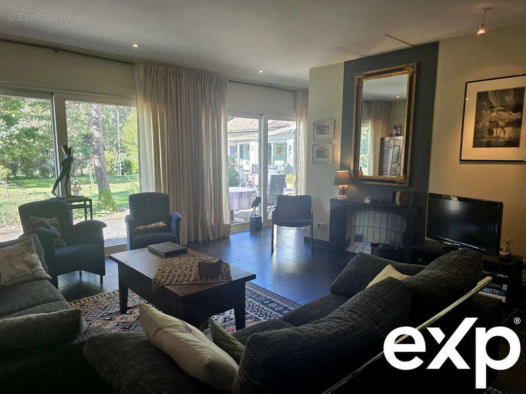 Maison à BOURG-DU-BOST