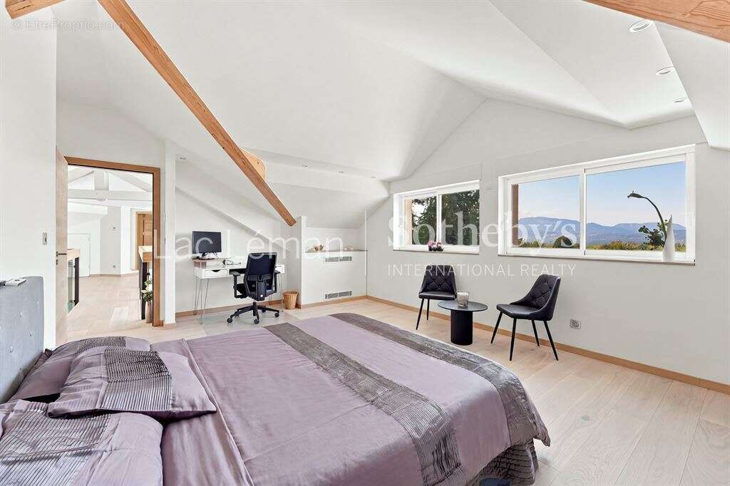 Villa Contemporaine d'Exception avec 4 Chambres en Suite - photo 11
