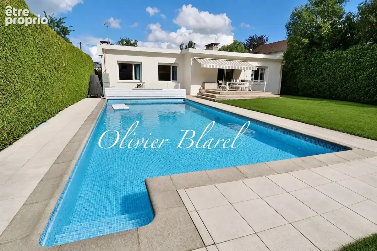 La Celle-Saint-Cloud – Villa familiale avec piscine – Parcelle de 967 m² – Gare à 3 minutes à pied - photo 2