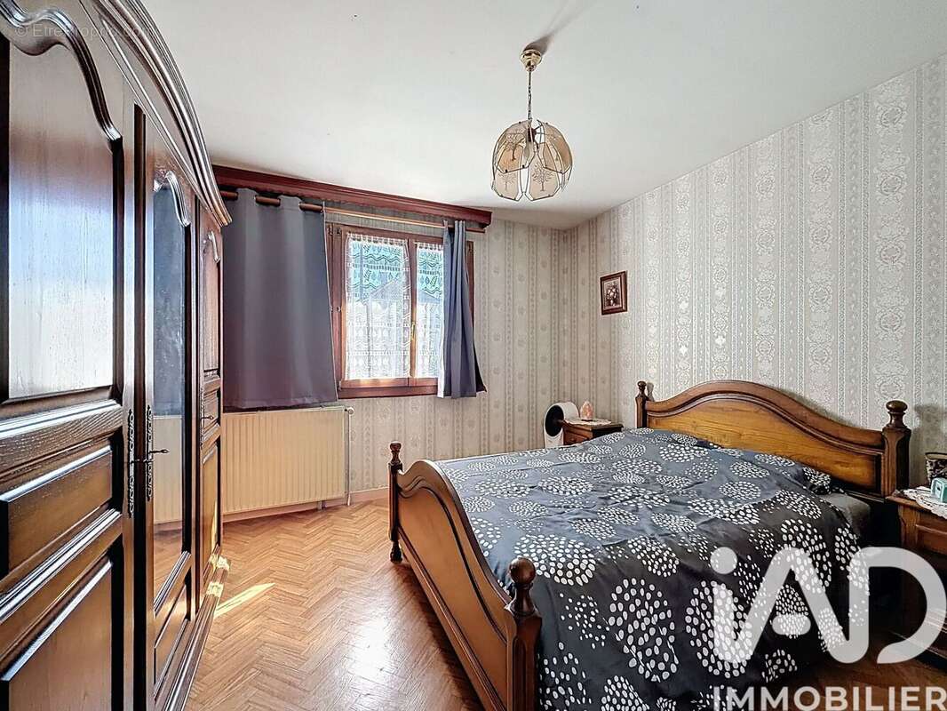 Photo 4 - Maison à SAINT-PIERRE-DU-PERRAY