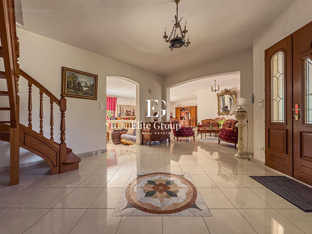 Maison à LA ROCHELLE