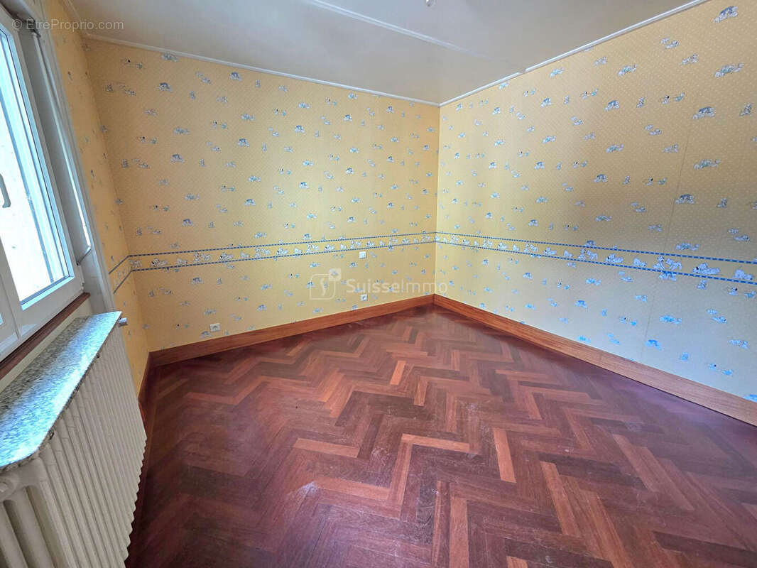 Appartement t4 91.26 m² 159000 euros - photo 3