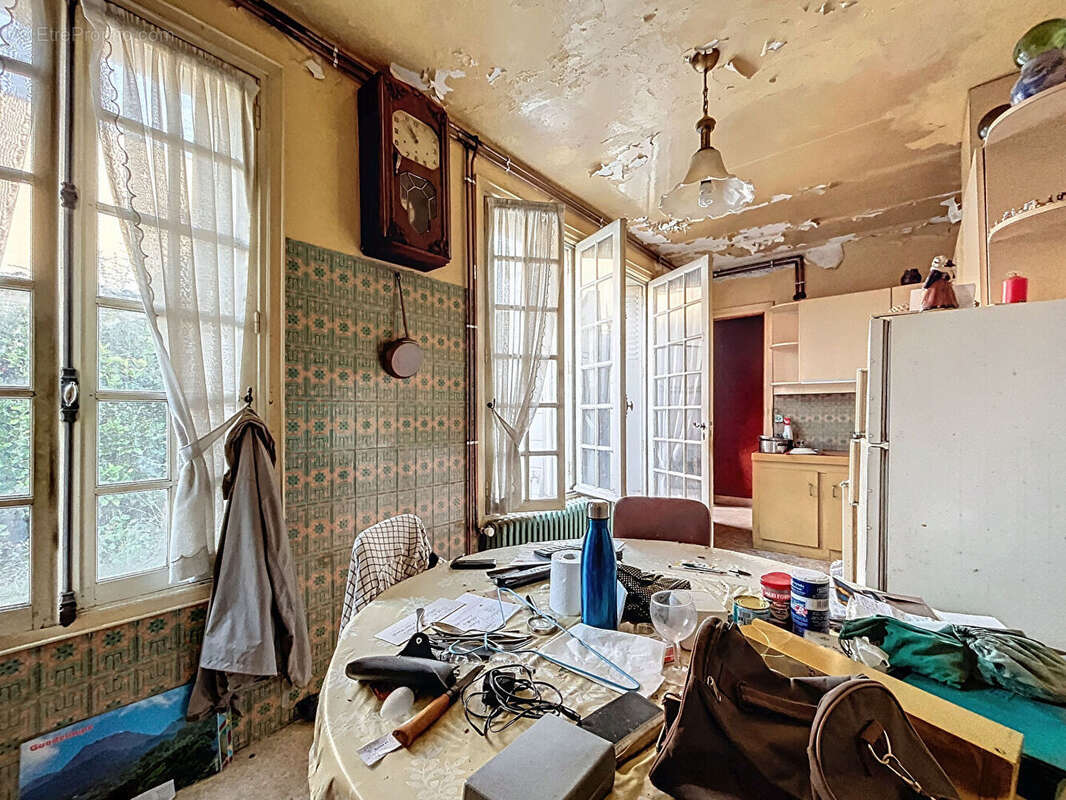 Maison à SAINT-MAUR-DES-FOSSES