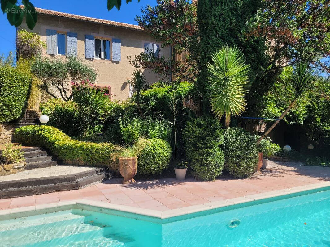 Maison à ORANGE