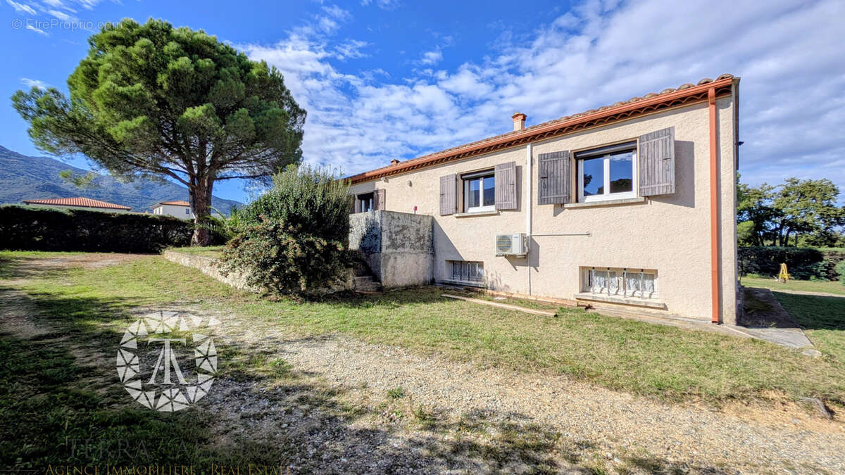Maison à VILLELONGUE-DELS-MONTS