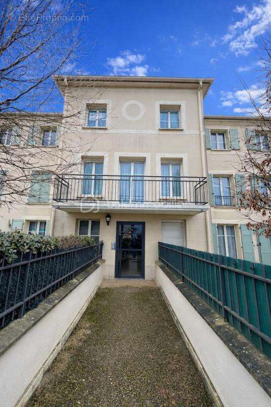 Appartement à COULOMMIERS