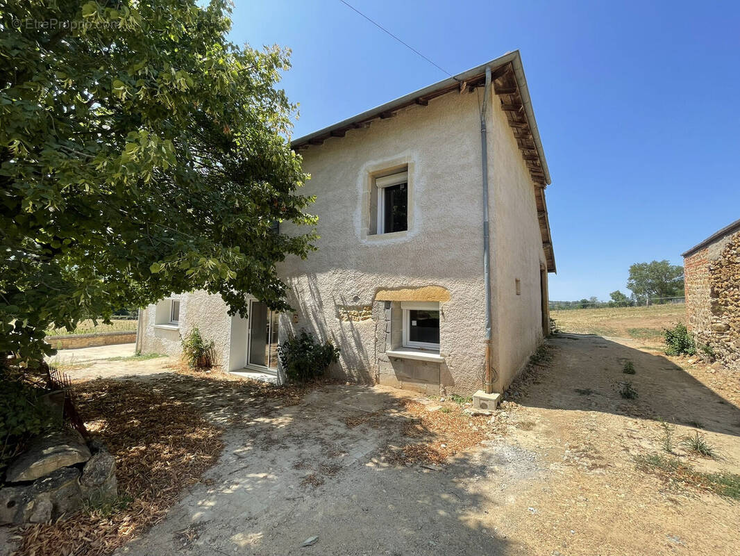 Photo 1 - Maison à CHARLIEU