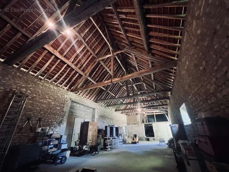 Maison à CHATELLERAULT