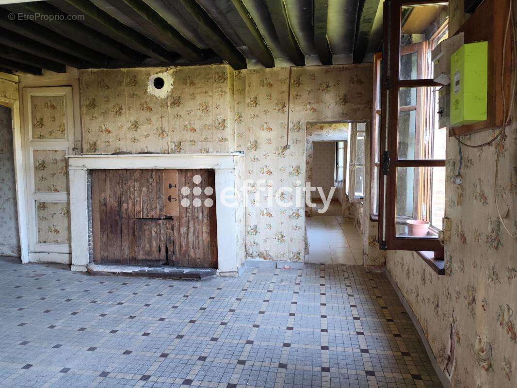 Maison à SAINT-MAURICE-LES-CHARENCEY