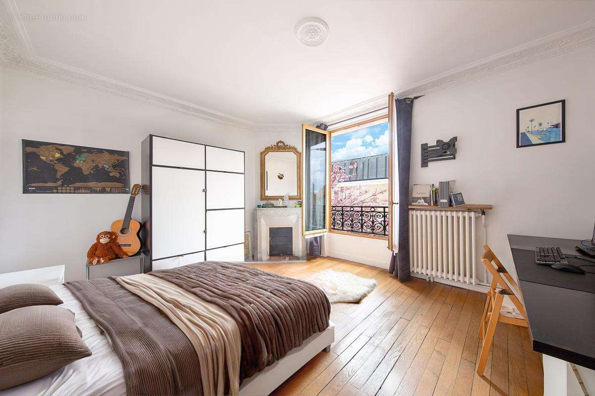 Maison 260 m² à Fontenay-Sous-Bois  - photo 3