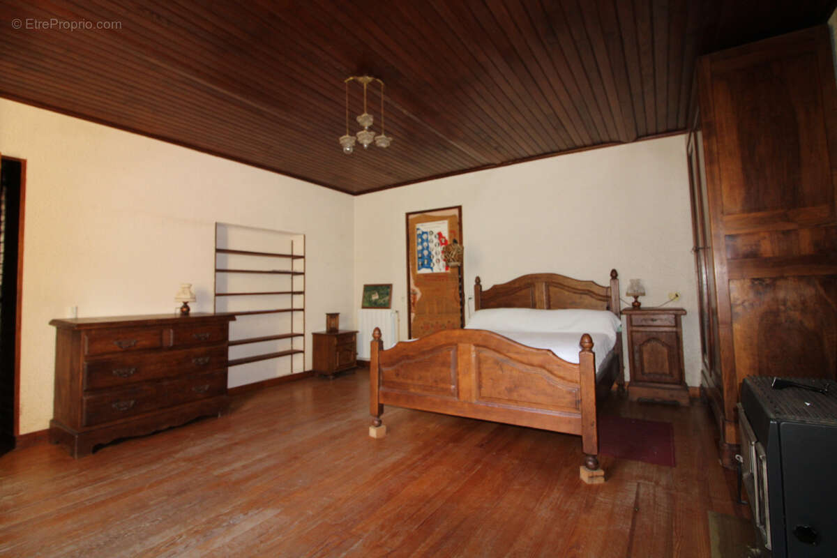 Maison à SAUMANE