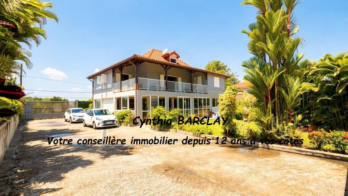 Maison 300 m² à Riviere-Pilote  - photo 1