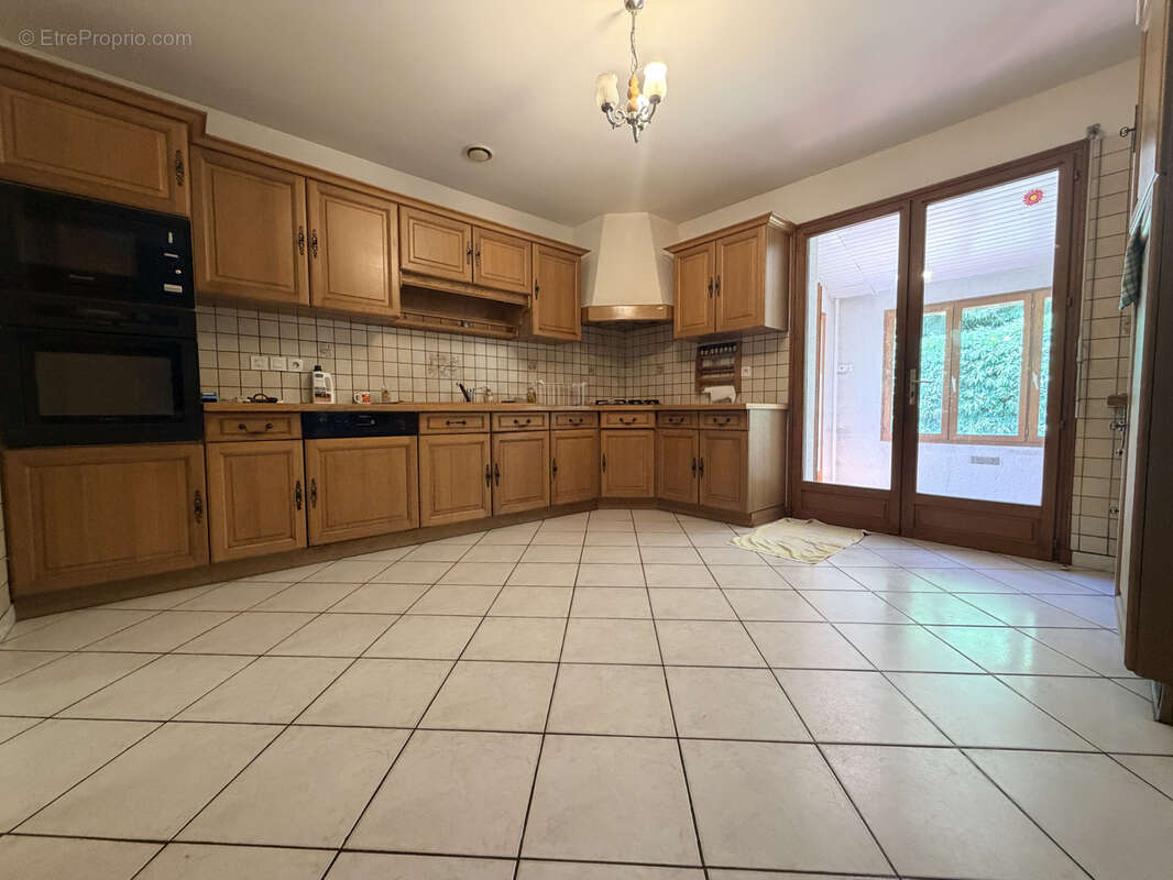Maison familiale avec piscine - photo 8
