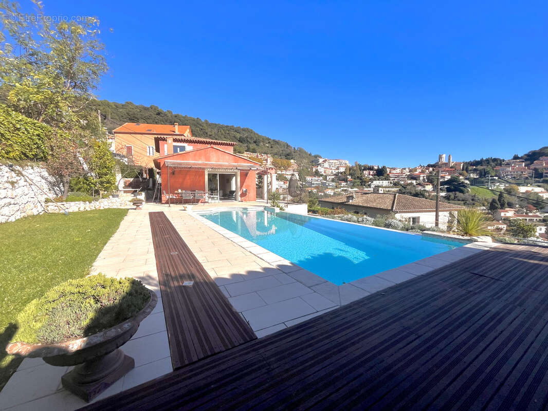 Maison à LA TURBIE