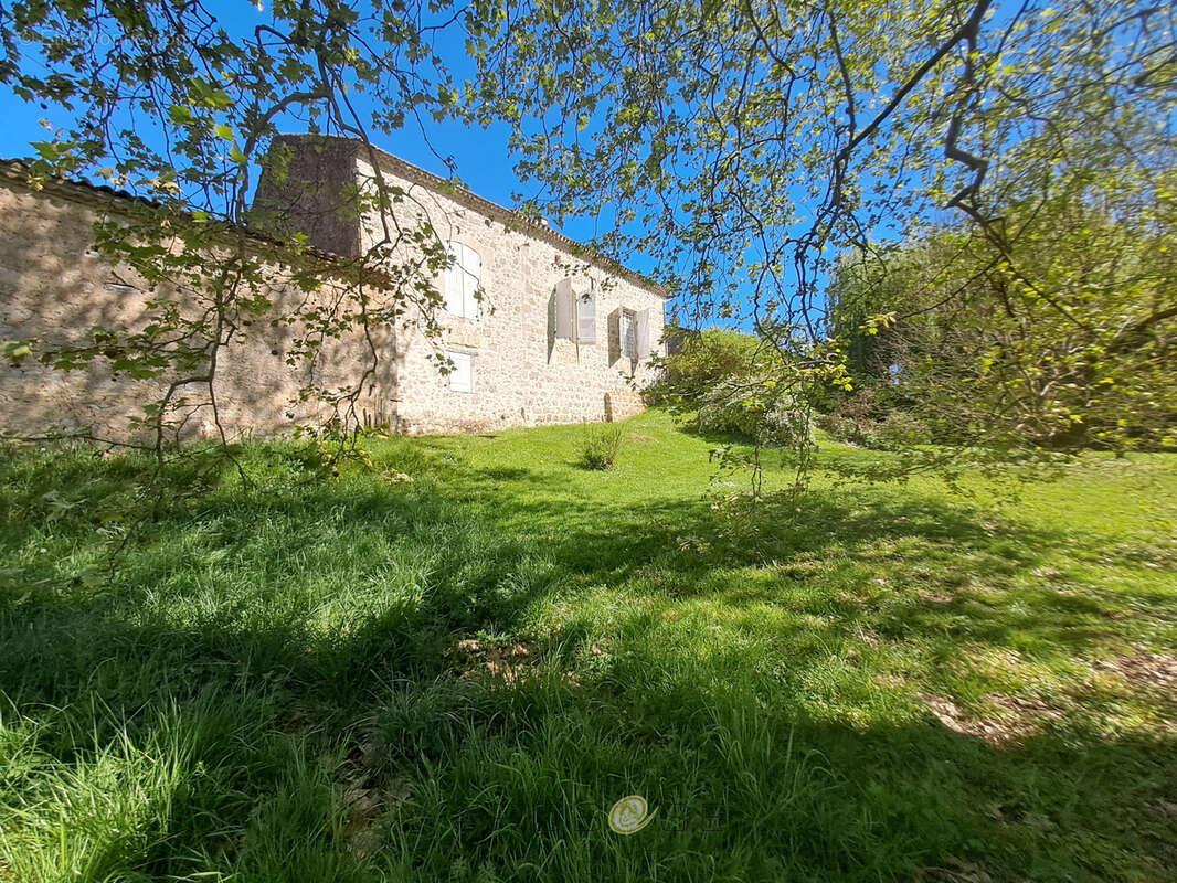 Maison à PORT-SAINTE-MARIE