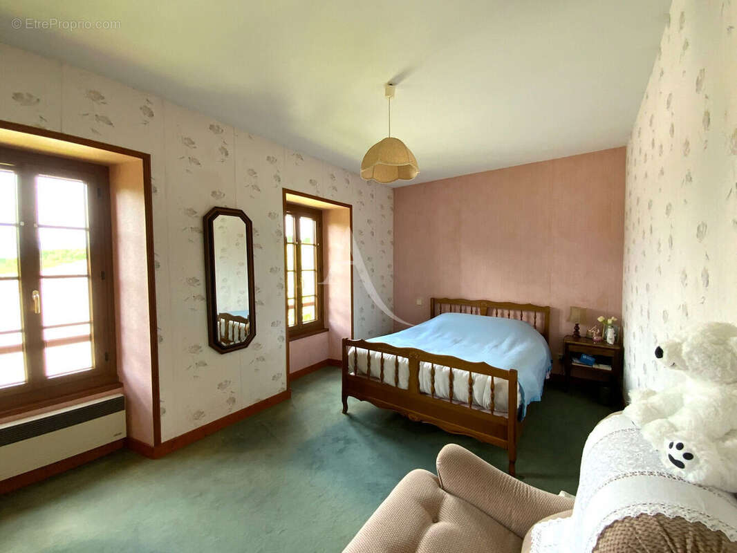 Maison à MIRAMBEAU