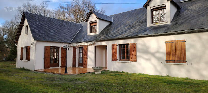 Maison à vendre 8 pièces ASSAIS LES JUMEAUX (79) - photo 3