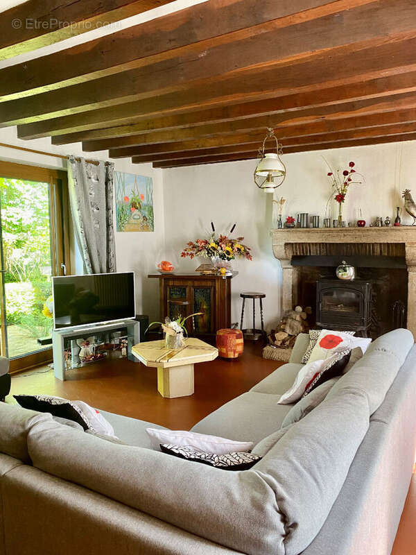 Maison à TOULON-SUR-ARROUX