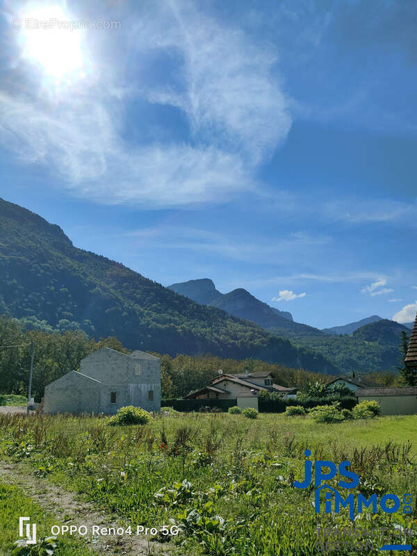 Terrain 465 m² à La Riviere  - photo 5