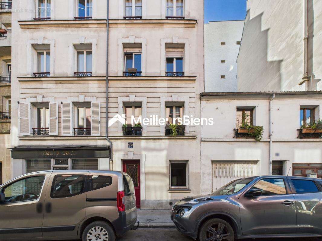 Appartement à PARIS-14E