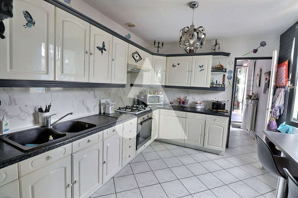 Maison à SAINT-OUEN-L&#039;AUMONE