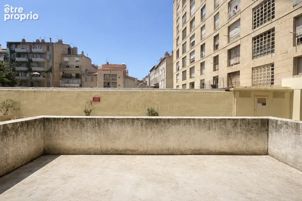 T3 de 53 m2 en rez-de-chaussée avec terrasse   Marseille 5e / La Timone - photo 7