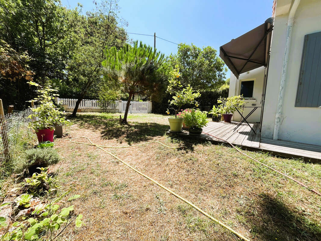 Maison à MESCHERS-SUR-GIRONDE