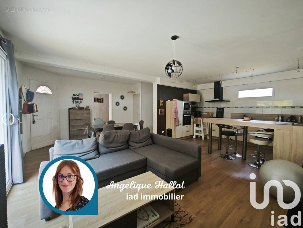 Photo 1 - Maison à SAINT-PRIM